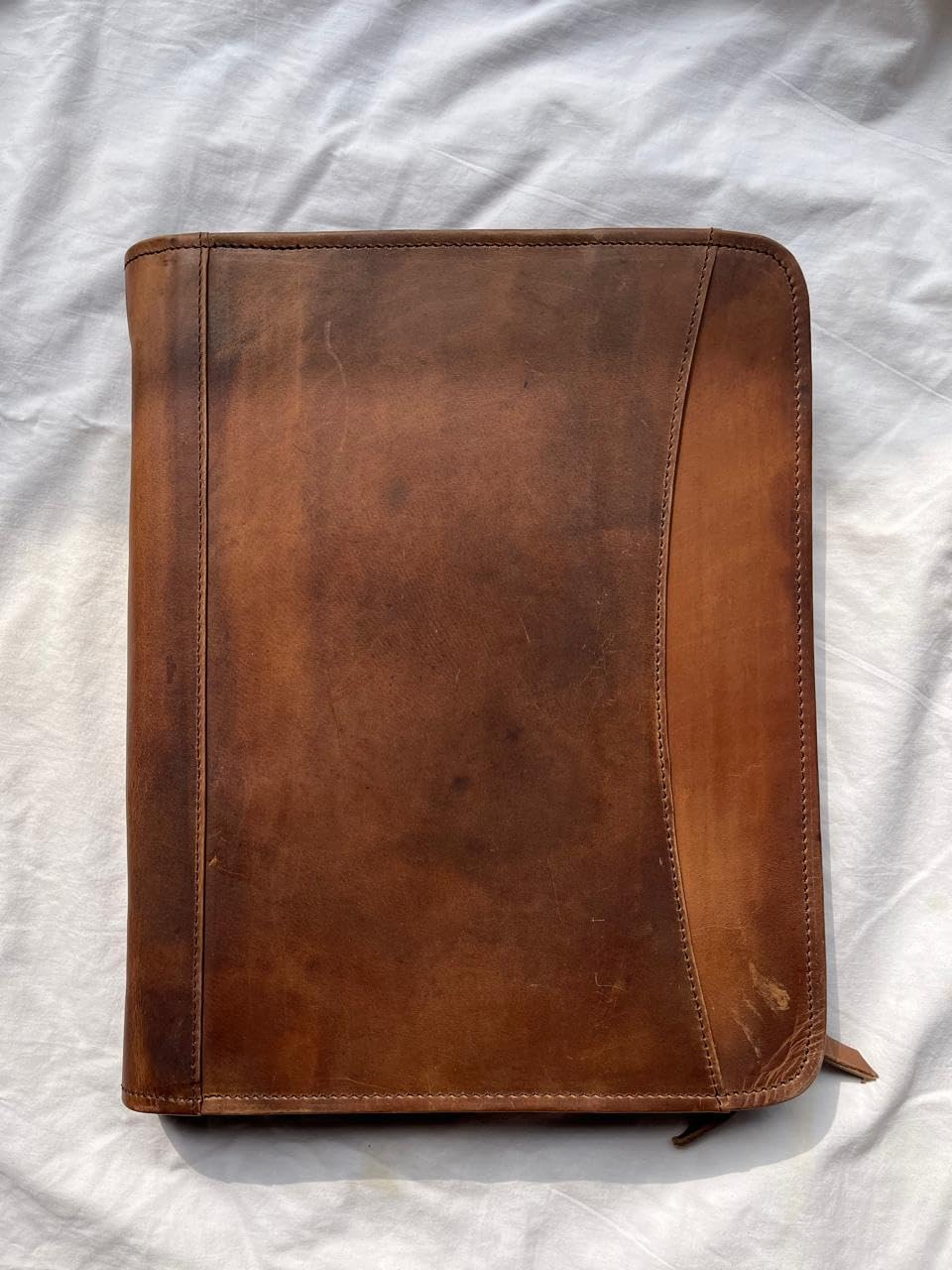 Leather Portfolio Organizer with Zipper for Men Women, Padfolio Business Resume A4/Pad, Folder Organizer, Legal Pad Holder with Card Slots, Zippered Padfolio for Business Documents (Brown)