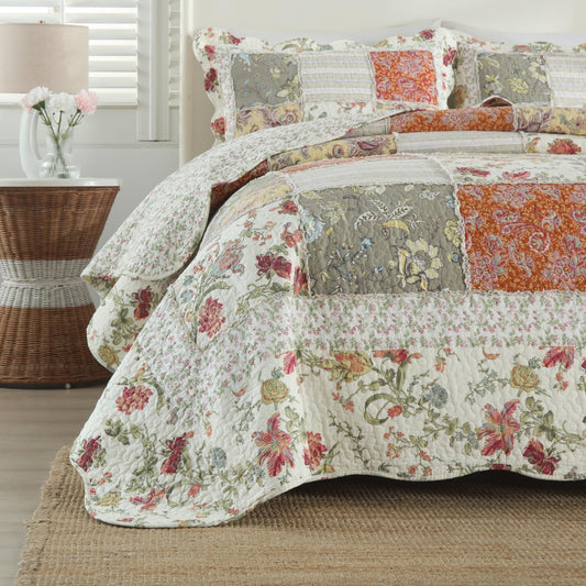 Yvooxny 3-Piece Quilt Set King Size Quilted Bedspread Reversible Country Style Floral Real Patchwork Bedding Quilt Set with Ruffles with Pillowcases for All Seasons, 108 * 96 Inches